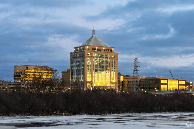Downtown Wausau is an easy walk just over the bridge from the Westies neighborhood.