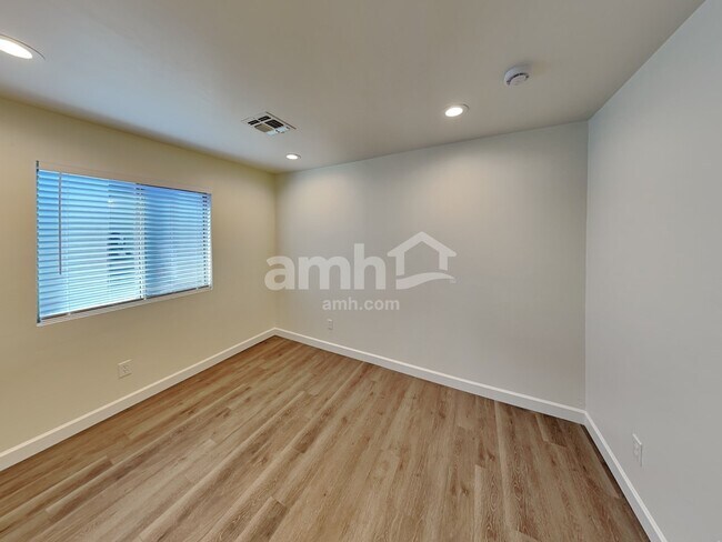 711 W Flaming Arrow Dr, Green Valley, AZ 85614 - photo 7