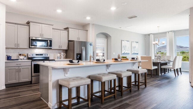 2049 Ashwood Bluff Dr, Ocoee, FL 34761 - photo 6