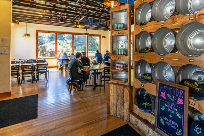 Gilgamesh Brewing The Campus is located in the Southeast Salem neighborhood.