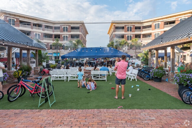 Peddlers Pavilion offers live music and an array of eateries and retail.