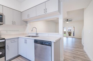 65 Whitehead Cir, Weston, FL 33326