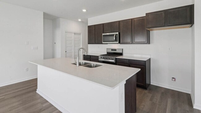 2391 Glacier St, Pingree Grove, IL 60140 - photo 4