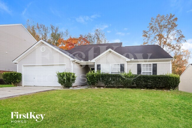 11114 Palestrina Rd, Charlotte, NC 28215 - photo 3