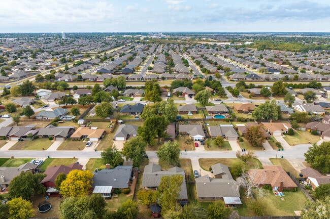 Your dream home awaits you in Stonebridge West.