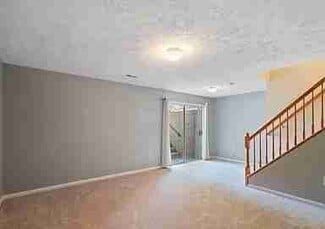 6230 Oaklawn Ln, Woodbridge, VA 22193