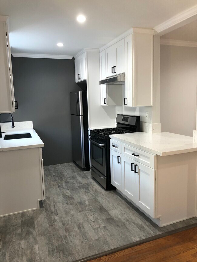 1754 9th St Unit B, Santa Monica, CA 90404