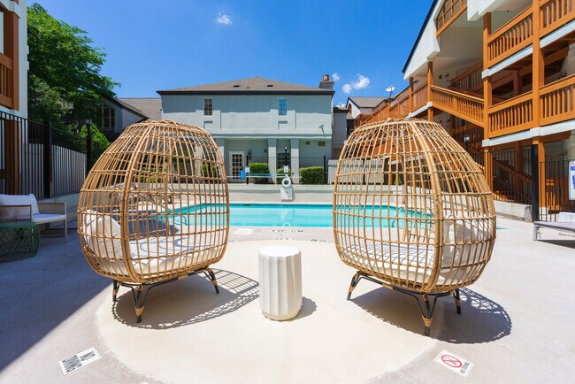 505 Pharr Rd NE unit FL2-ID1019267P, Atlanta, GA 30305 - photo 2