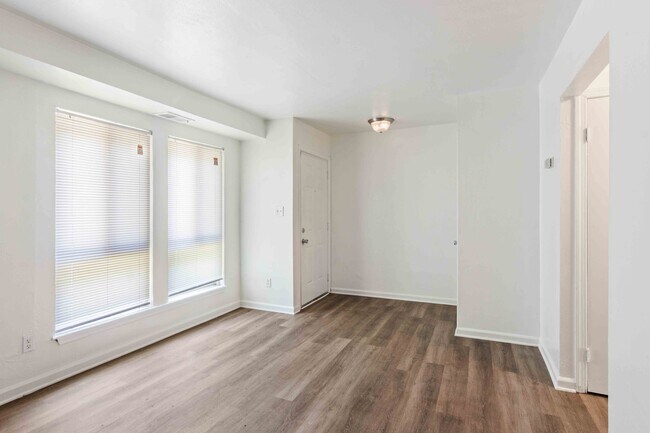 Timbers Townhomes, Norfolk, VA 23513 - photo 5