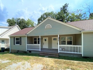 624 Frasier St SE, Marietta, GA 30060