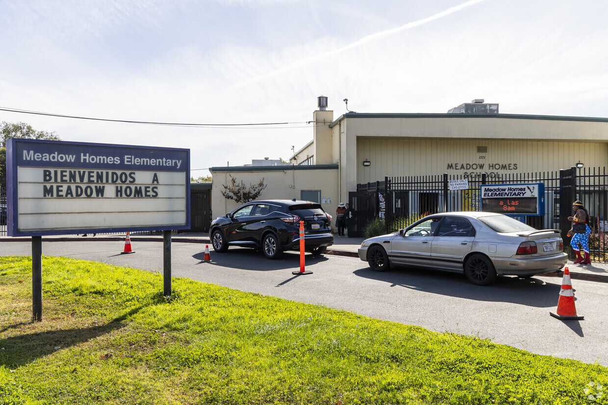 Home - Meadow Homes Elementary School