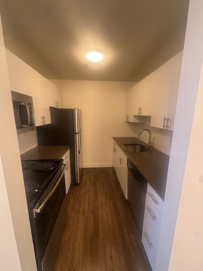 SilverBrick Lofts, Springfield, MA 01103 - photo 5