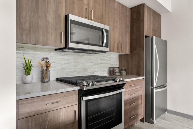 Reveal Apartments, Portland, OR 97209 - photo 3