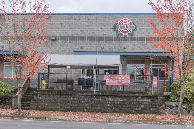 If you're looking for a pint then stop by Top Rung Brewing in Edgewater WA.