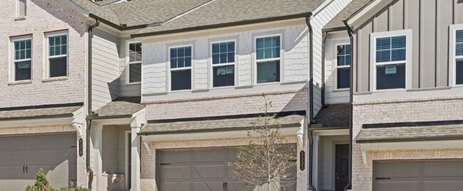 5333 Frontier Ct, Flowery Branch, GA 30542 - photo 2