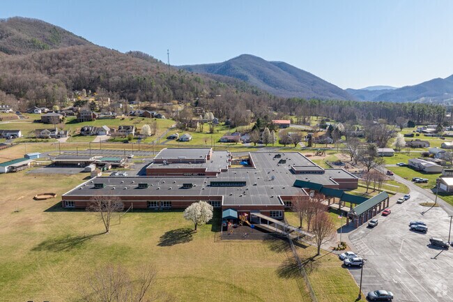 Hampton Elementary School in Hampton, TN.