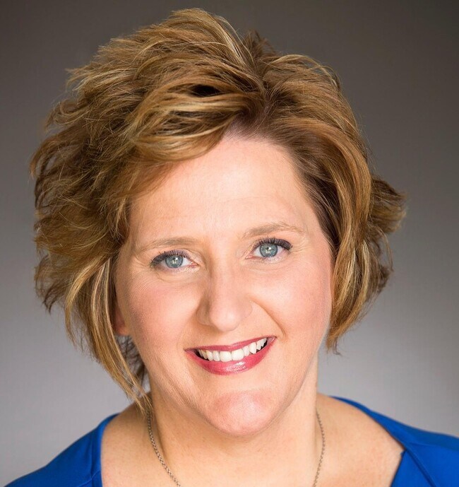 Suzanne Stoneall