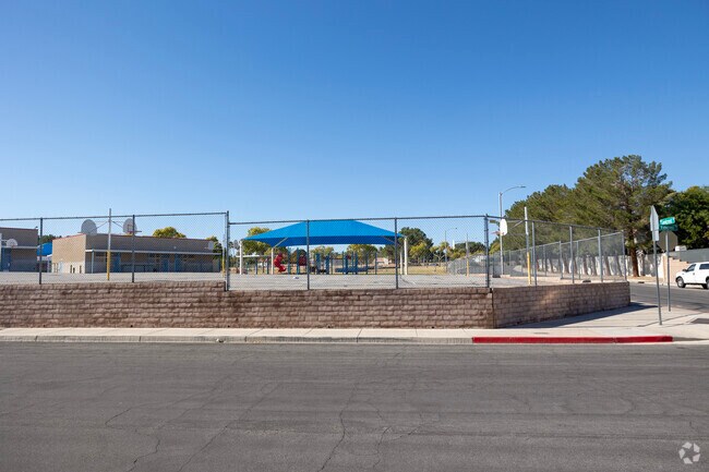 Nate Mack Elementary School 2