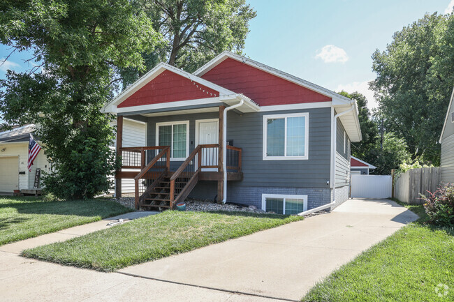 Many homes in Garfield have basements for added living space.