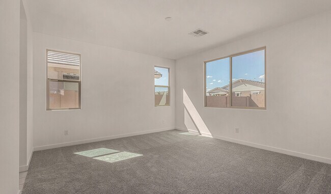 5440 W Loma Ln, Glendale, AZ 85302 - photo 5