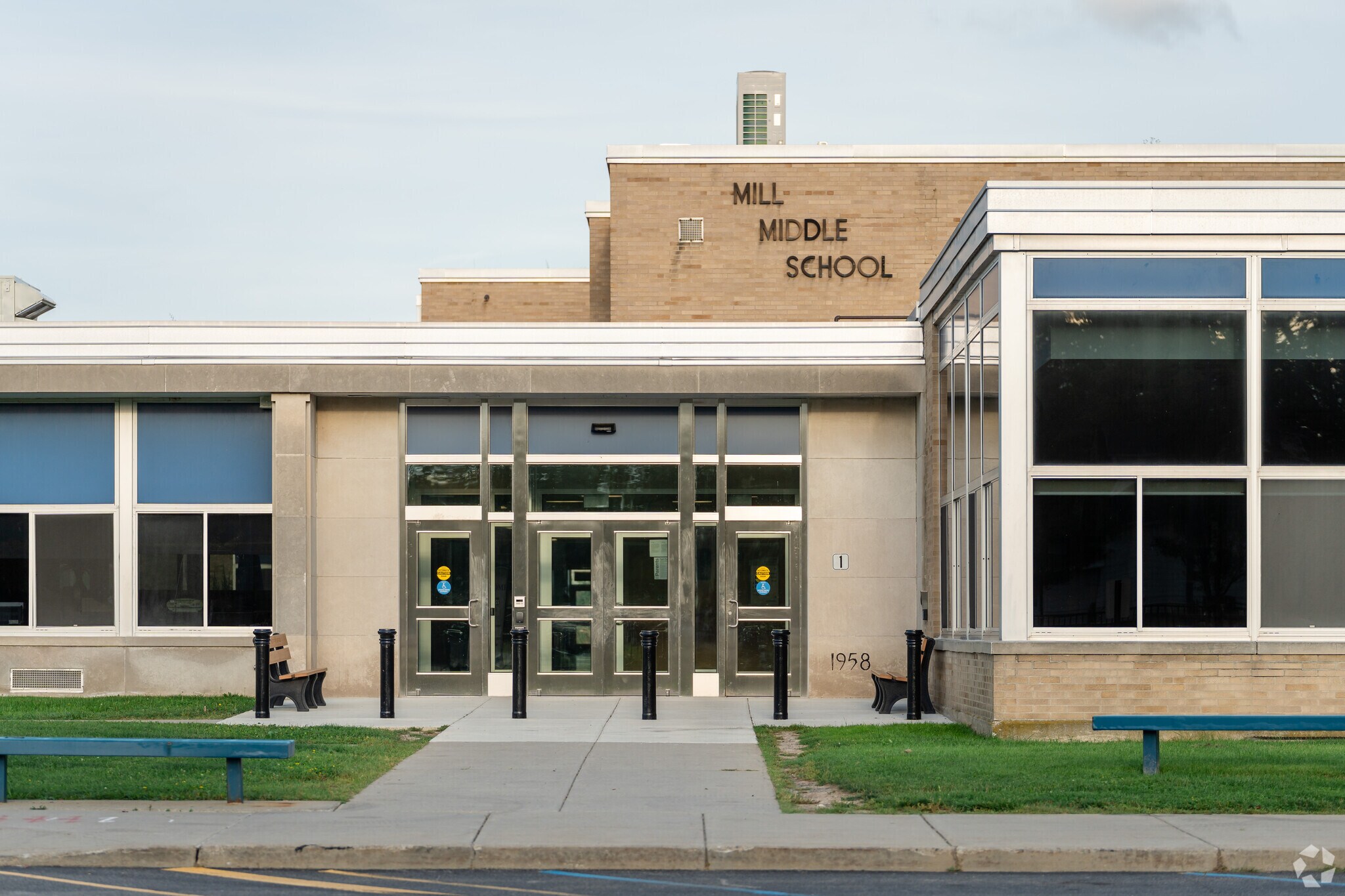 Mill Middle School welcomes Amherst tweens to class.