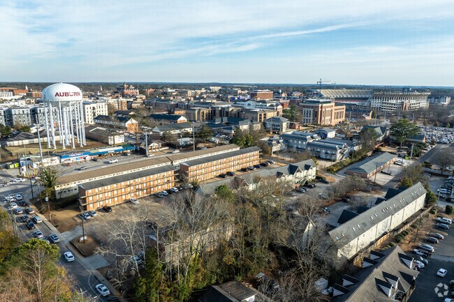 Enjoy living close to all the fun that downtown has to offer near Northwest Auburn.