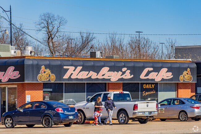 Harley's Cafe is a local favorite in Choctaw.