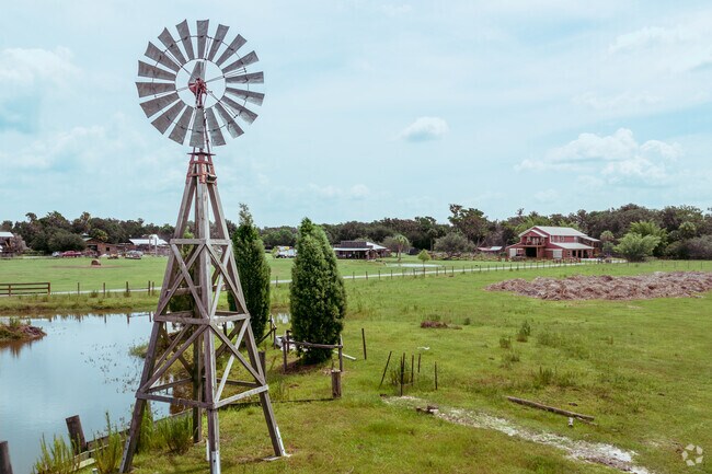 Lithia is a rural escape but one that isn't too far from many modern conveniences.