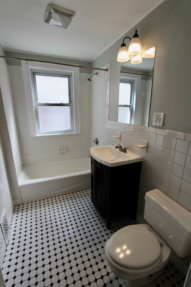 35 Sudan St unit U1 4-bed 4.5-bath, Dorchester, MA 02125 - photo 7