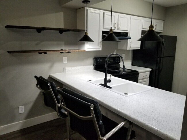 1826 N Spring unit 102, Mesa, AZ 85203 - photo 5