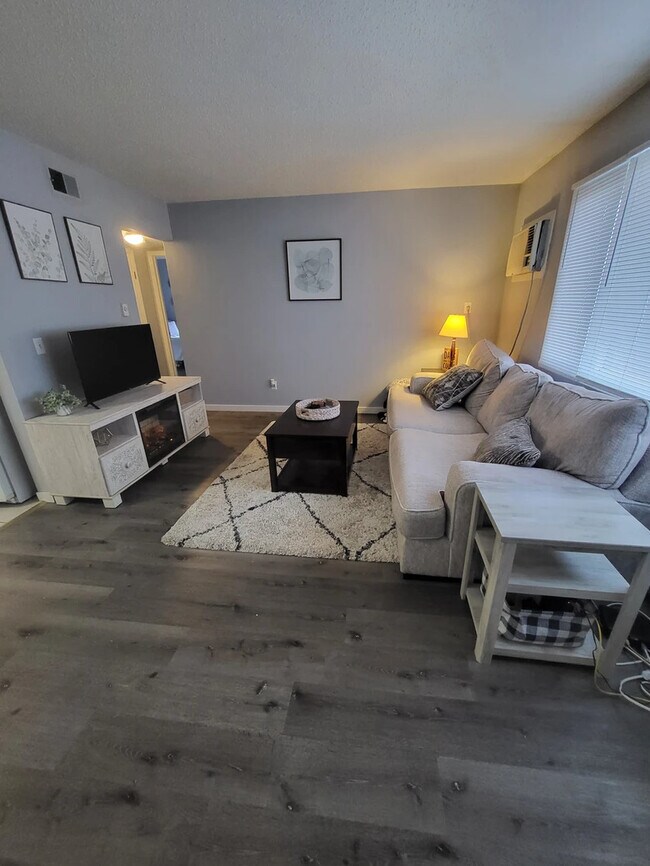 802 7th St, La Crosse, WI 54601 - photo 6