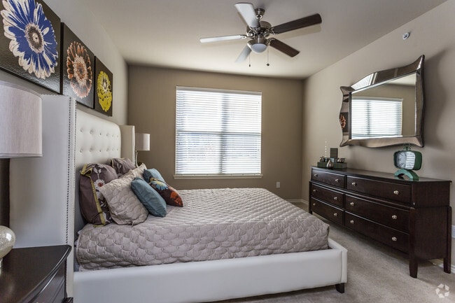 Highpointe Park, Thornton, CO 80229 - photo 4