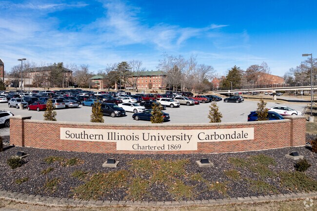 Southern Illinois University campus offers vibrant student life in Carbondale, IL.