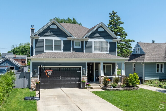 Hints of Colonial-revival can be found throughout Flowerfield.