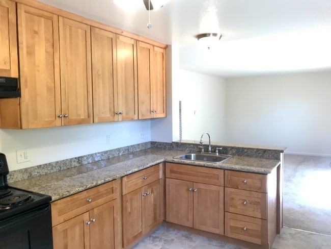 1020 Dolores St unit 30, Livermore, CA 94550 - photo 2