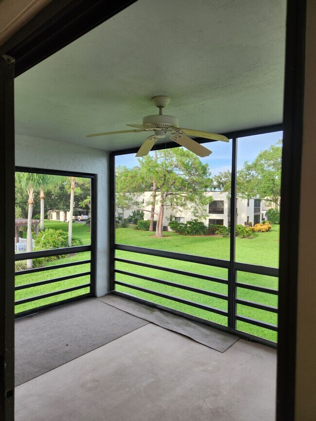 3546 Richwood Link unit 38, Sarasota, FL 34235 - photo 4