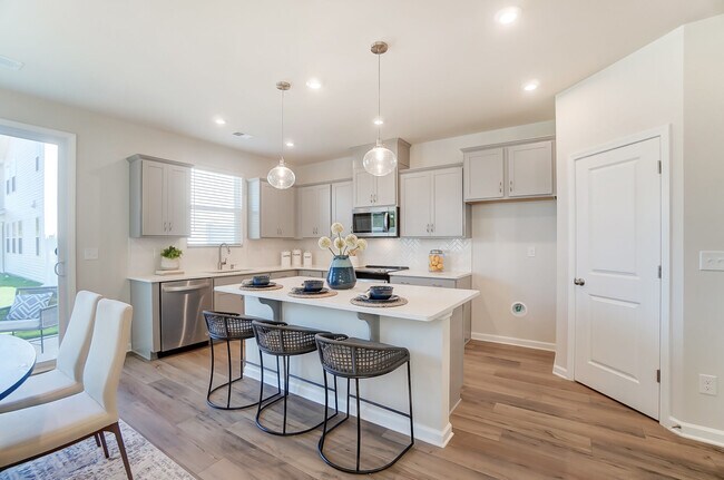 624 Cassidy Ct, Clover, SC 29710 - photo 4