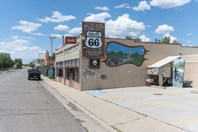 Ash Fork features several gift shops.