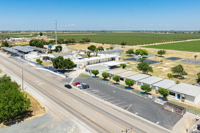Central Elementary School provides a great education to help Lemoore students succeed.