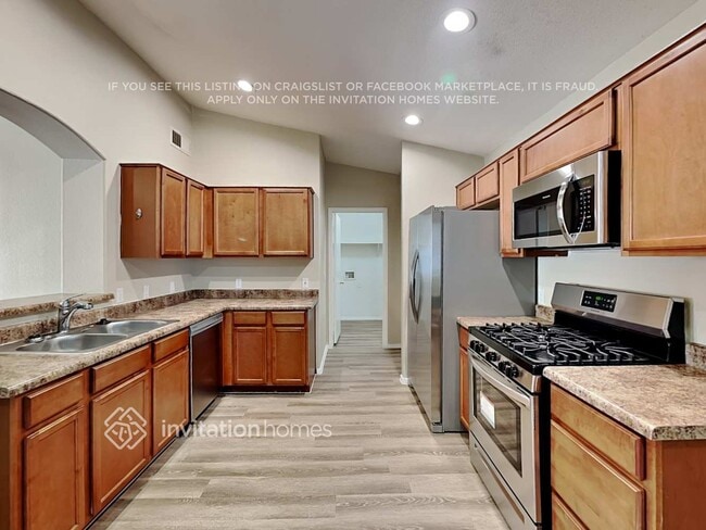 16090 W Maricopa St, Goodyear, AZ 85338 - photo 5