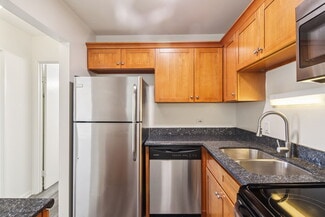 900 Joliet Rd, La Grange Highlands, IL 60525