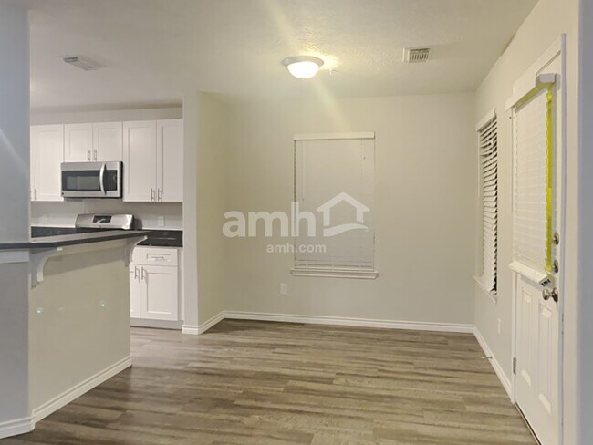 6714 Hidden Colony Ln, Dickinson, TX 77539 - photo 5