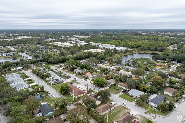 Jupiter Park is surrounded by water and vibrant natural landscapes.