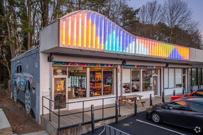 Experience the vibrant atmosphere at Red's Beer Garden, where a fantastic selection of beers awaits you, paired with delicious food and plenty of fun.