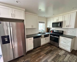 1460-1462 W 28th St, Los Angeles, CA 90007