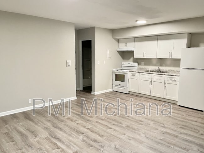 2261 N Johnson St, South Bend, IN 46628 - photo 6