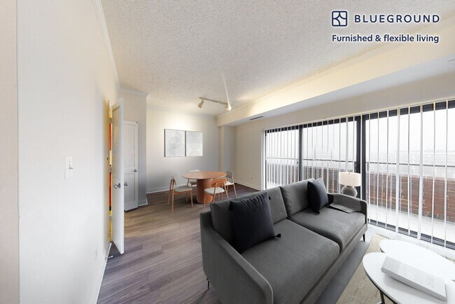 4100 Massachusetts Ave NW unit FL4-ID8753A, Washington, DC 20016 - photo 2