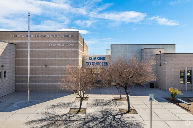 The student population of Betsy A. Rhodes Elementary is 571, and the school serves PK-5.