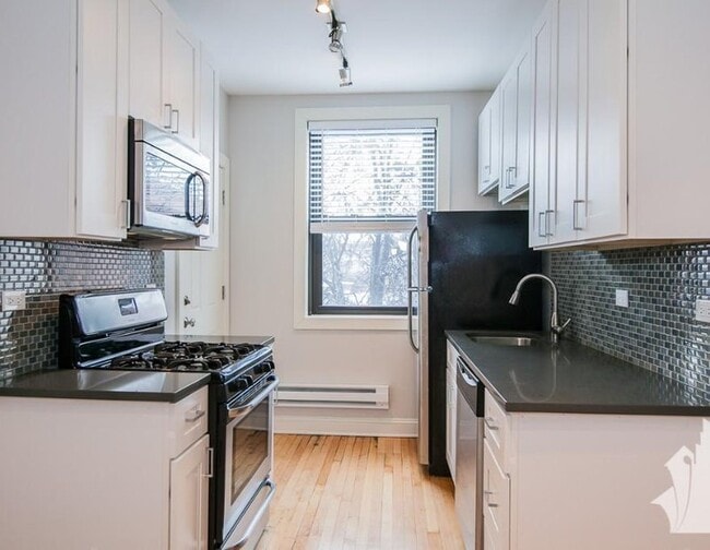 2317 N Rockwell St unit 1, Chicago, IL 60647 - photo 2