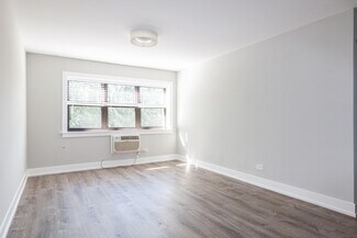 454 W Barry Ave, Chicago, IL 60657